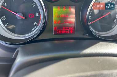 Мікровен Opel Zafira 2015 в Чернівцях