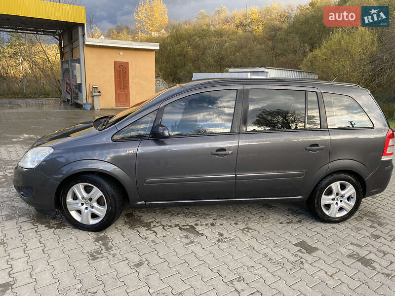 Мінівен Opel Zafira 2008 в Турці