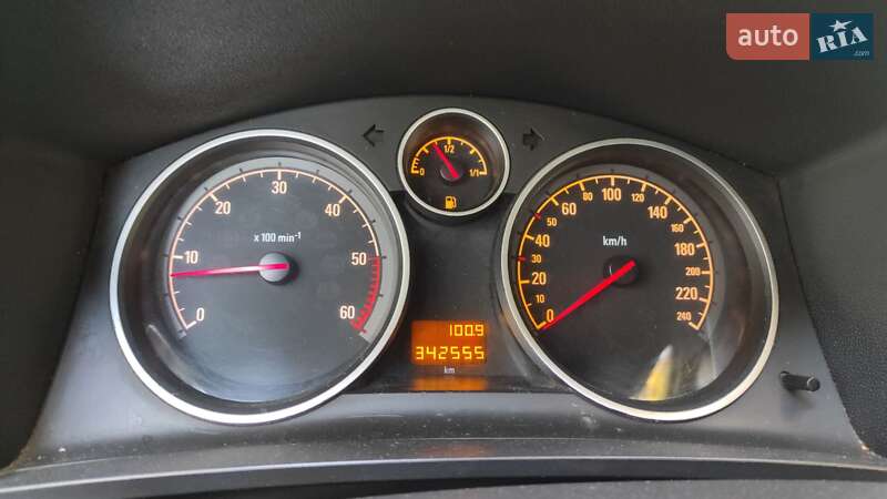 Мінівен Opel Zafira 2006 в Ладижині фото 6 Мінівен Opel Zafira 2006 в Ладижині