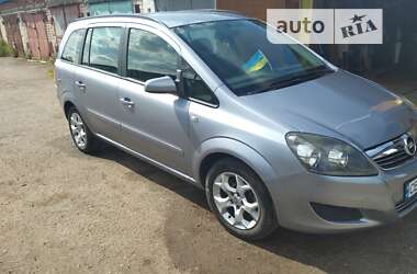 Мінівен Opel Zafira 2007 в Чернігові