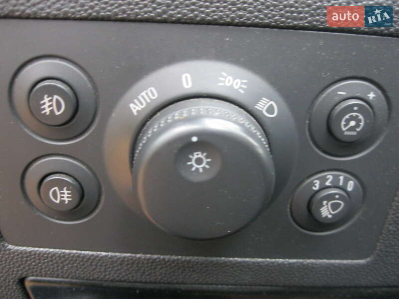 Минивэн Opel Zafira 2008 в Бородянке