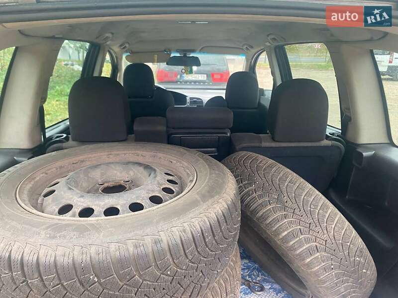 Минивэн Opel Zafira 2004 в Львове фото 8 Минивэн Opel Zafira 2004 в Львове