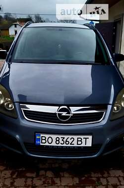 Мінівен Opel Zafira 2005 в Борщеві