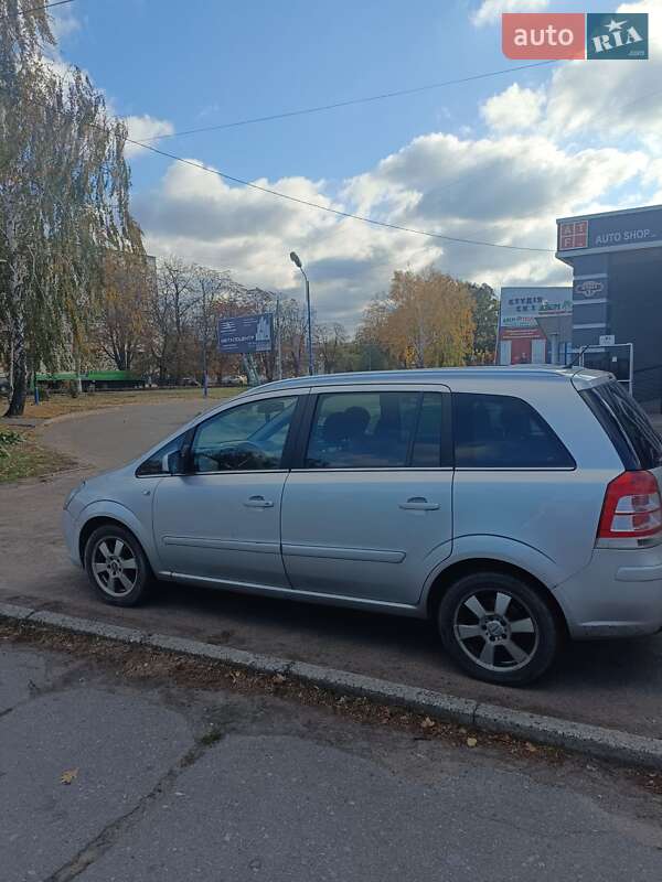 Минивэн Opel Zafira 2011 в Житомире фото 3 Минивэн Opel Zafira 2011 в Житомире