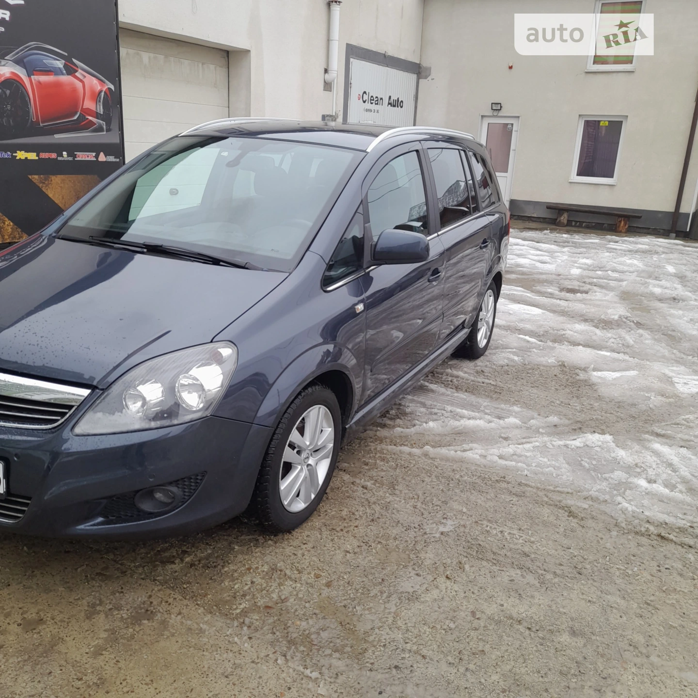 2010 Opel Zafira - мініатюра 12