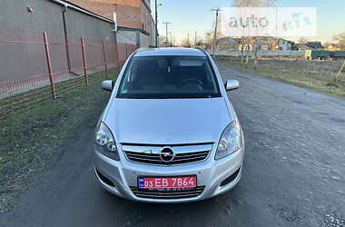 Мінівен Opel Zafira 2011 в Шепетівці