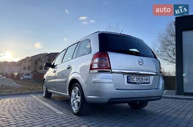Мінівен Opel Zafira 2013 в Львові