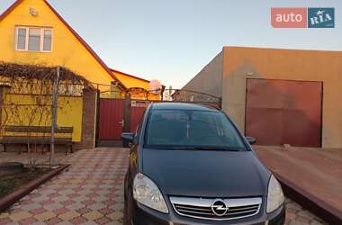 Минивэн Opel Zafira 2009 в 