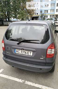 Мінівен Opel Zafira 2005 в Луцьку