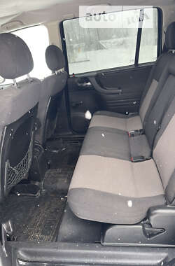 Минивэн Opel Zafira 2004 в 