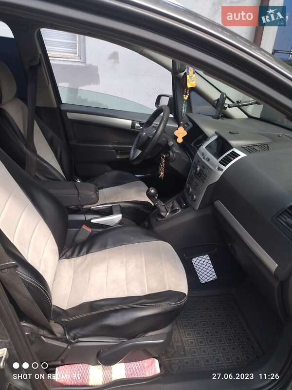 Мінівен Opel Zafira 2008 в Вінниці