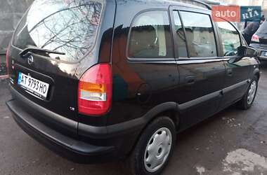 Минивэн Opel Zafira 2002 в Тлумаче