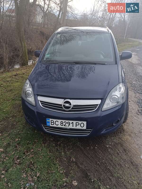 Opel Zafira 2013