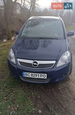 Мінівен Opel Zafira 2013 в Дрогобичі