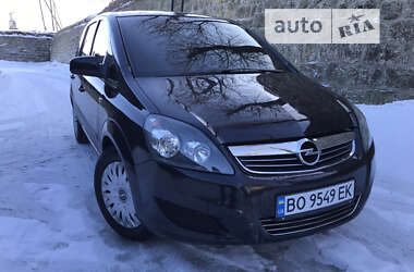 Минивэн Opel Zafira 2009 в Тернополе