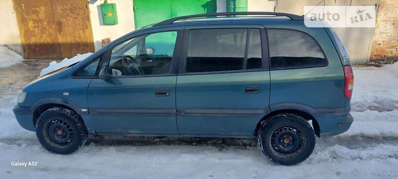 Мінівен Opel Zafira 2000 в Шостці