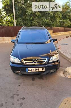 Минивэн Opel Zafira 2005 в Киеве