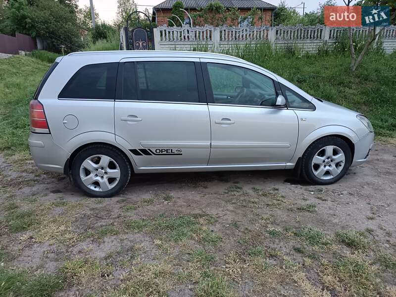 Opel Zafira 2007