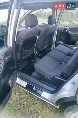 Минивэн Opel Zafira 2003 в Дрогобыче