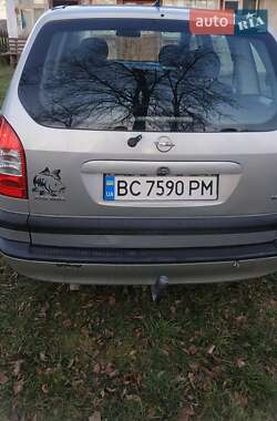 Минивэн Opel Zafira 2003 в Дрогобыче