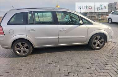 Минивэн Opel Zafira 2006 в Черноморске