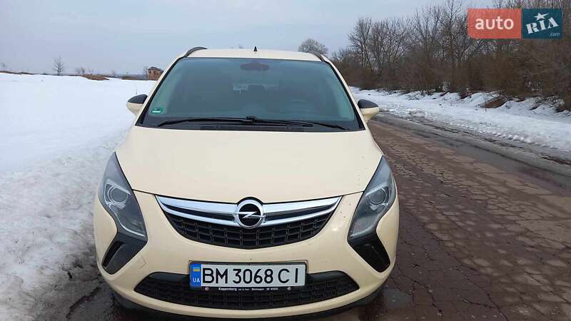 Мінівен Opel Zafira 2014 в Києві