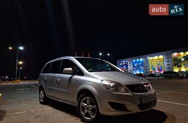 Минивэн Opel Zafira 2009 в 