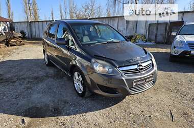 Минивэн Opel Zafira 2010 в Шостке