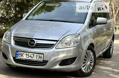 Минивэн Opel Zafira 2009 в Ровно