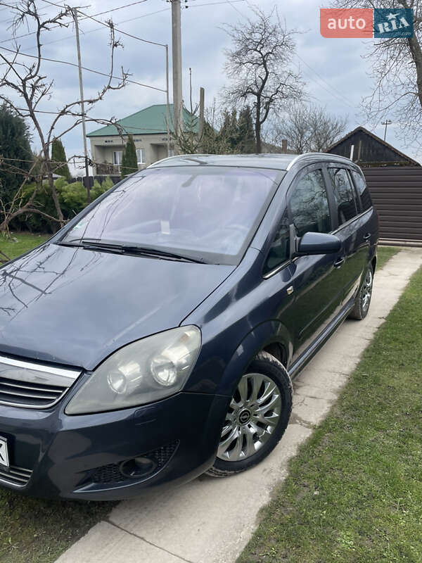 Мінівен Opel Zafira 2008 в Львові