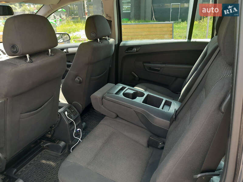 Мінівен Opel Zafira 2008 в Львові