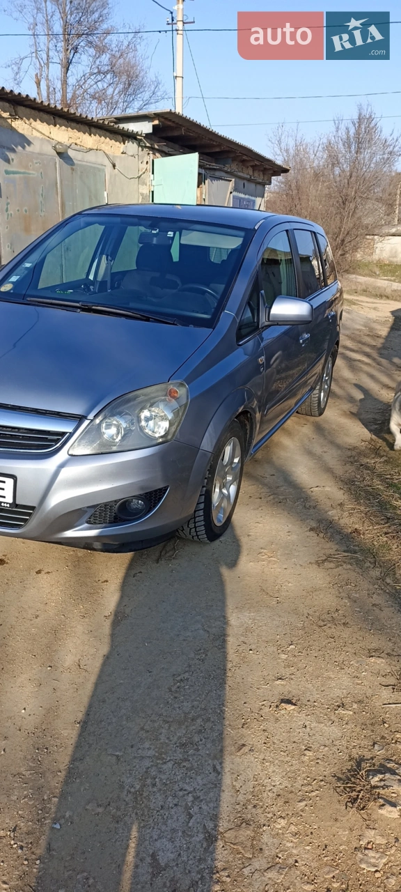 2010 Opel Zafira - мініатюра 19