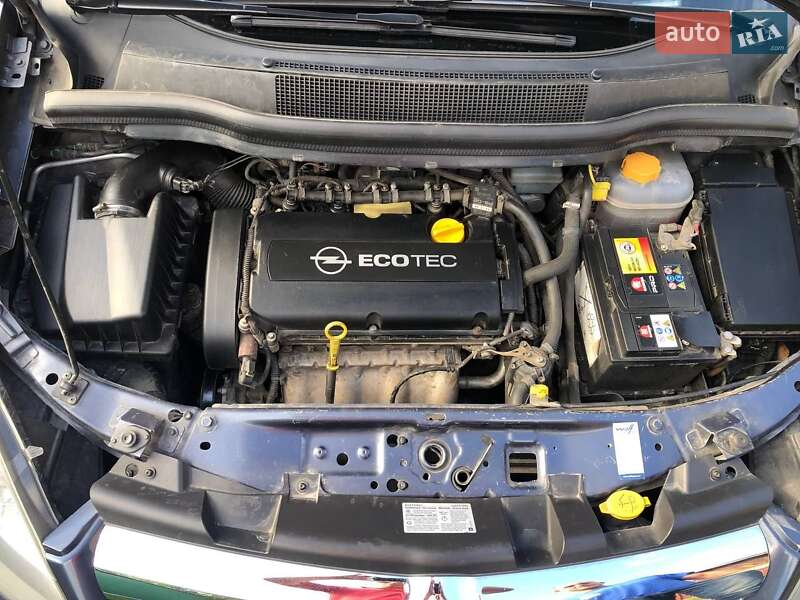 Мінівен Opel Zafira 2008 в Івано-Франківську