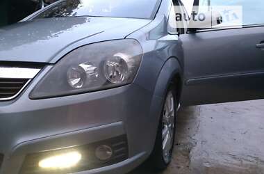 Мінівен Opel Zafira 2007 в Львові