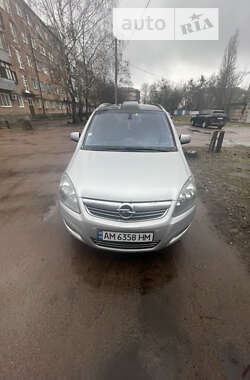 Минивэн Opel Zafira 2011 в Коростене