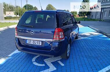 Мінівен Opel Zafira 2010 в Луцьку