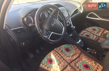 Минивэн Opel Zafira 2014 в 