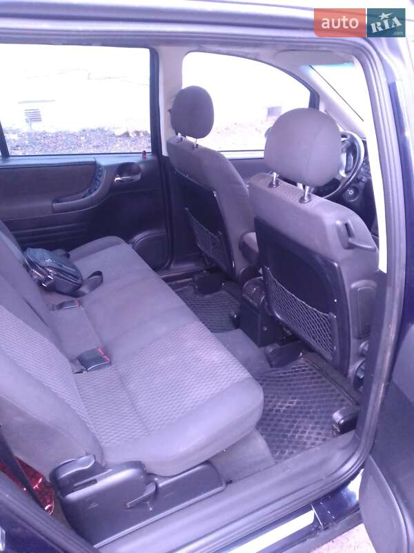 Мінівен Opel Zafira 2003 в Миколаєві