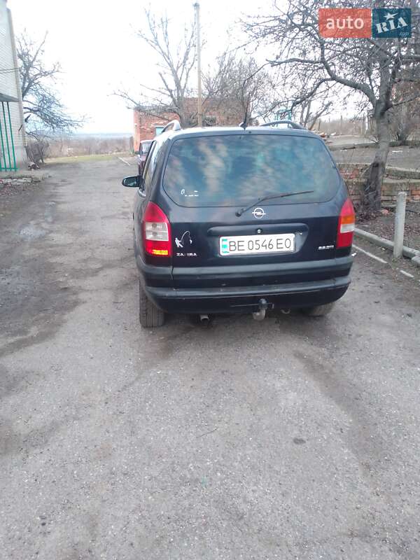 Мінівен Opel Zafira 2003 в Миколаєві