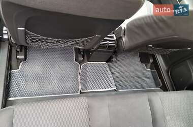 Минивэн Opel Zafira 2003 в Павлограде