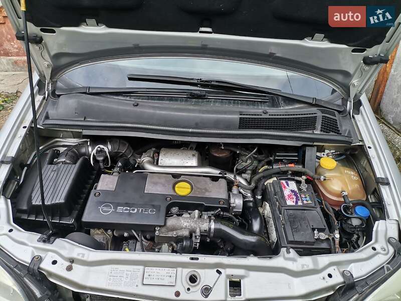 Мінівен Opel Zafira 2003 в Запоріжжі