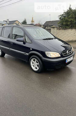 Минивэн Opel Zafira 2003 в Самборе