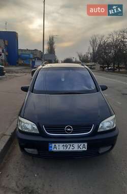 Минивэн Opel Zafira 2002 в Киеве