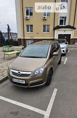 Мінівен Opel Zafira 2013 в Києві