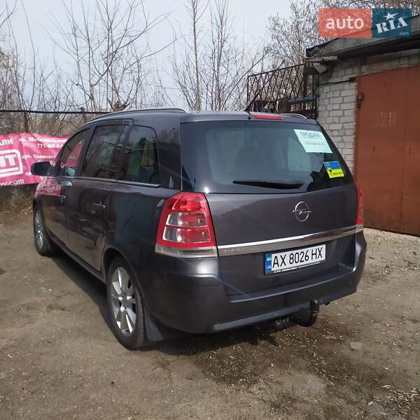 Мінівен Opel Zafira 2011 в Харкові