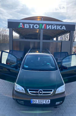 Минивэн Opel Zafira 2002 в Тернополе