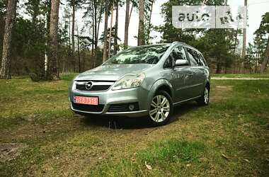 Мінівен Opel Zafira 2006 в Рівному