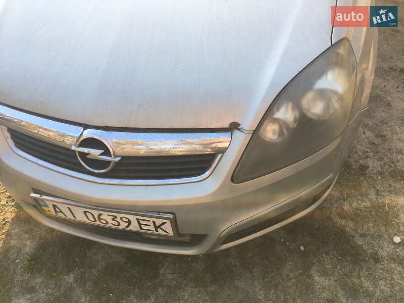 Минивэн Opel Zafira 2007 в Гостомеле фото 2 Минивэн Opel Zafira 2007 в Гостомеле