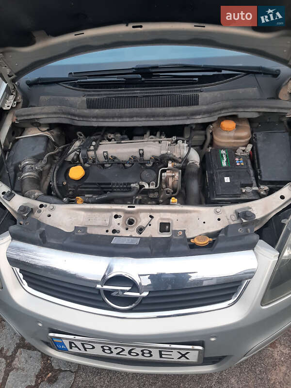 Минивэн Opel Zafira 2007 в Запорожье