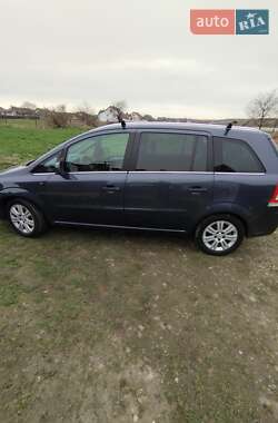 Мінівен Opel Zafira 2010 в 